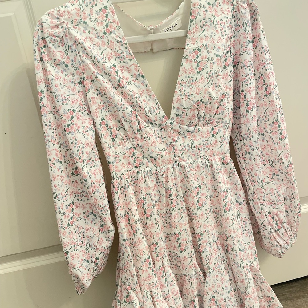 Floral dress open back